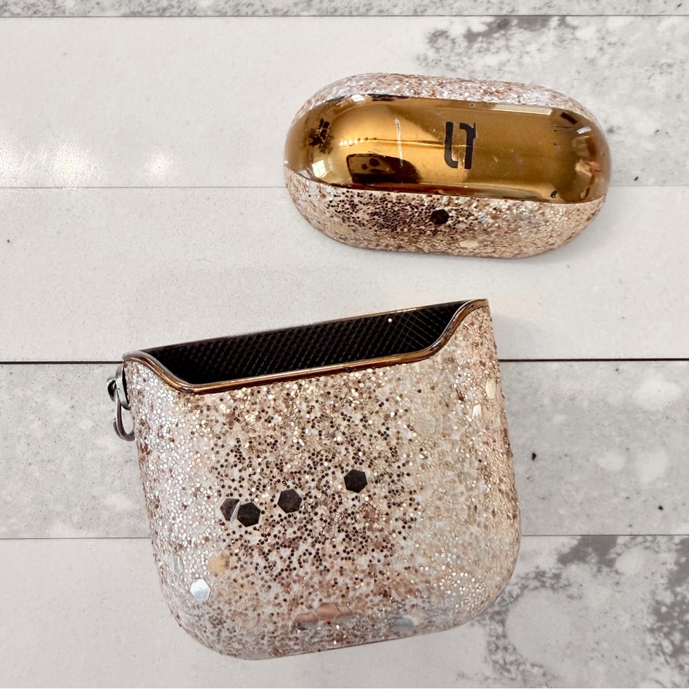 Glittery Gold AirPods (A2031) Case - Picture 3 of 9